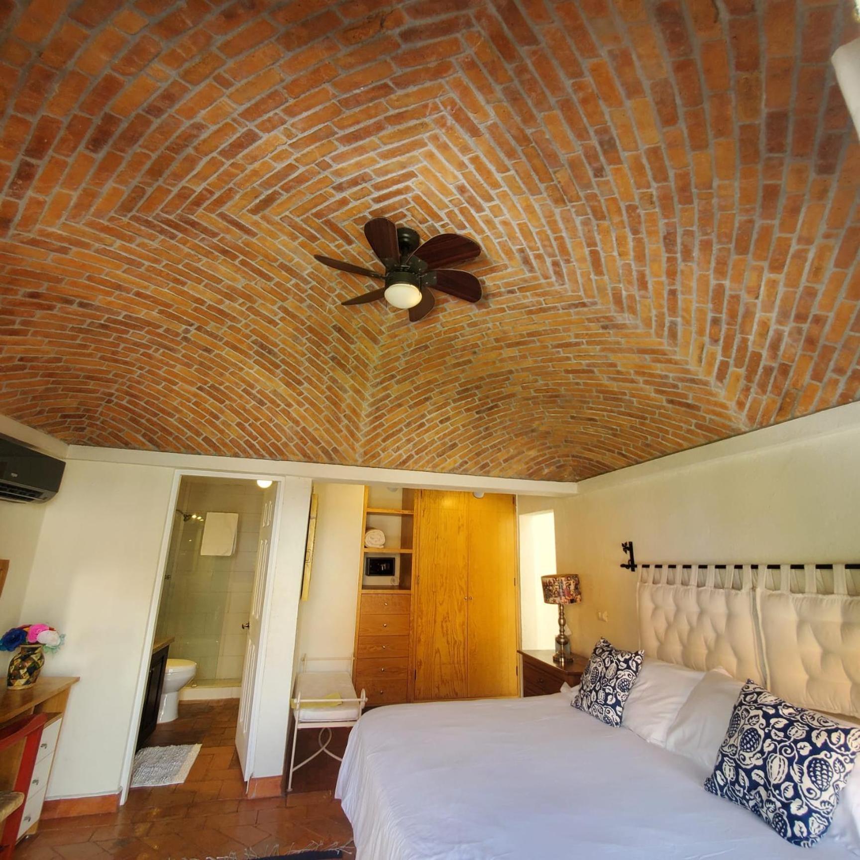 圣米格尔－德阿连德Pied A Terre At Casitas Aparicio别墅 外观 照片