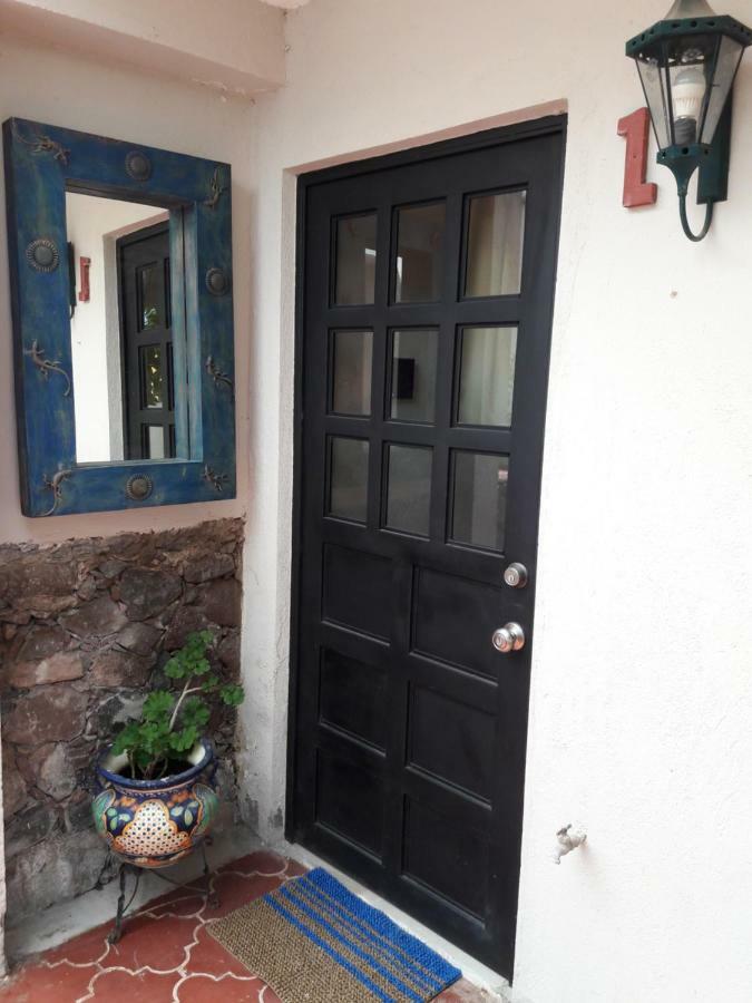圣米格尔－德阿连德Pied A Terre At Casitas Aparicio别墅 外观 照片